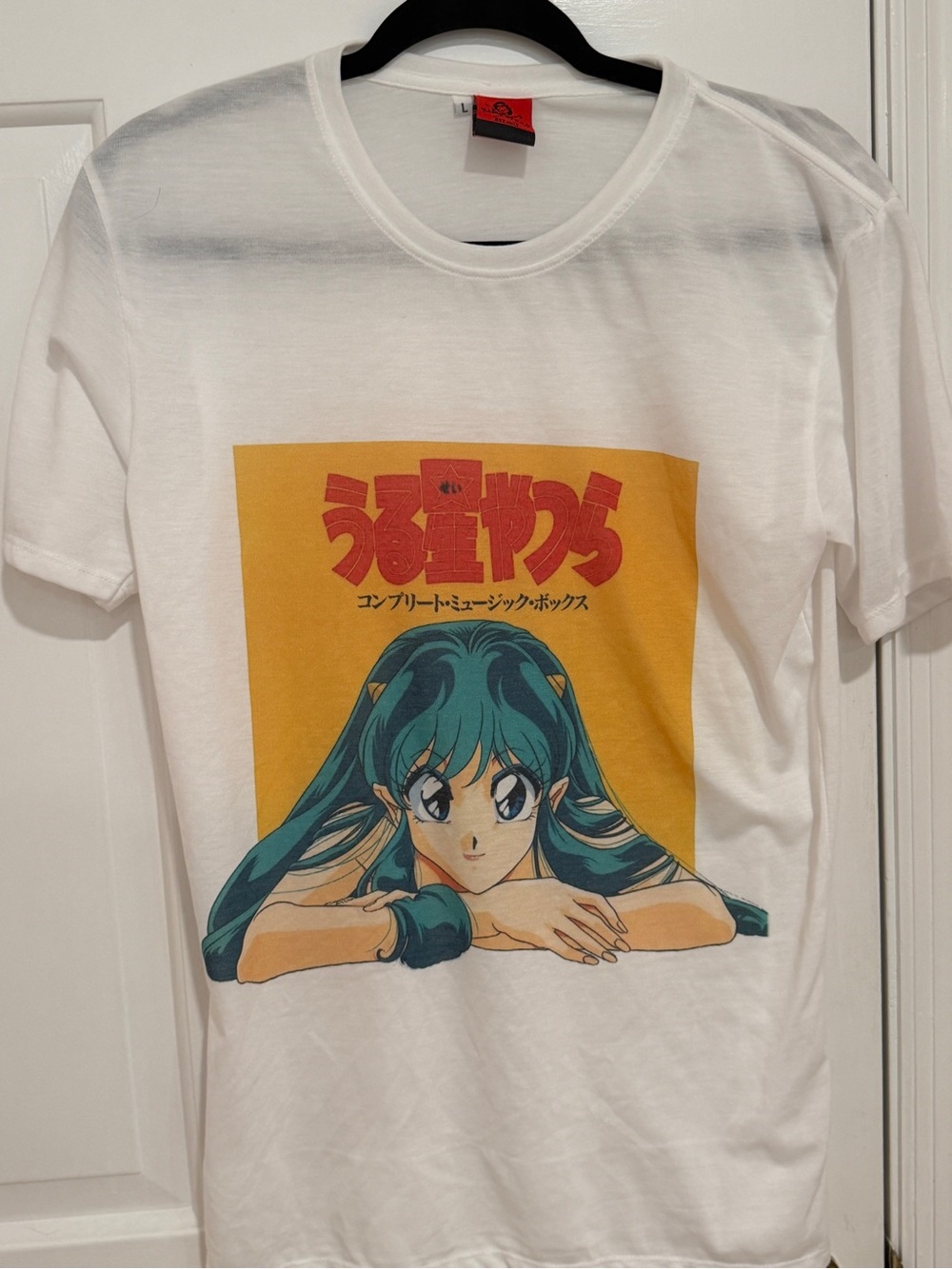 Urusei Yatsura T-shirt featuring Lum from the anime series Urusei Yatsura